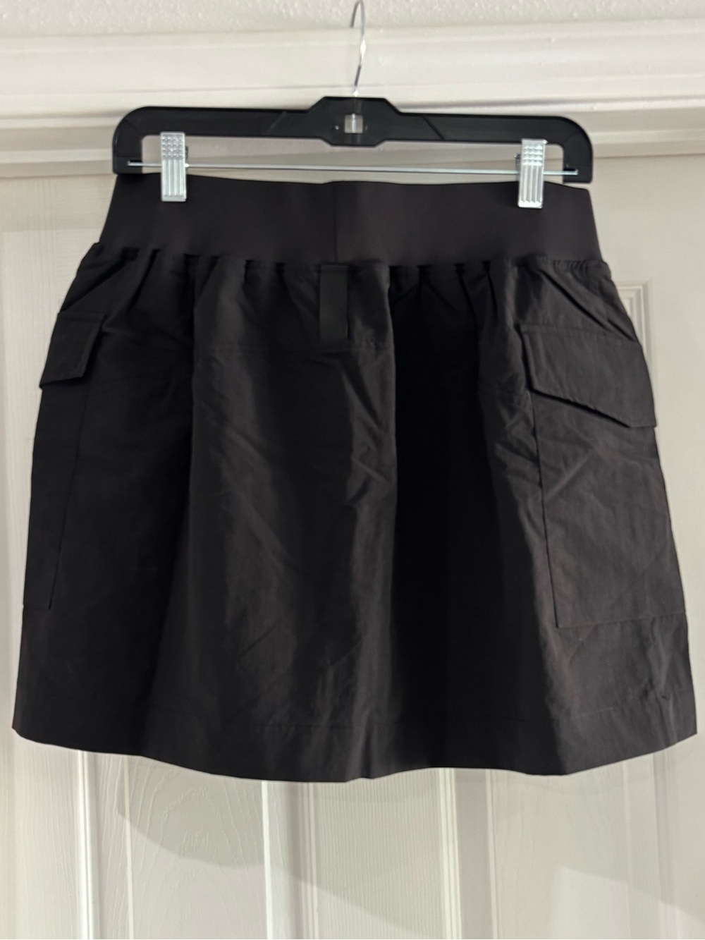 Halara Active 2-in-1 Hiking Cargo Skort • Large - Picture 3 of 9